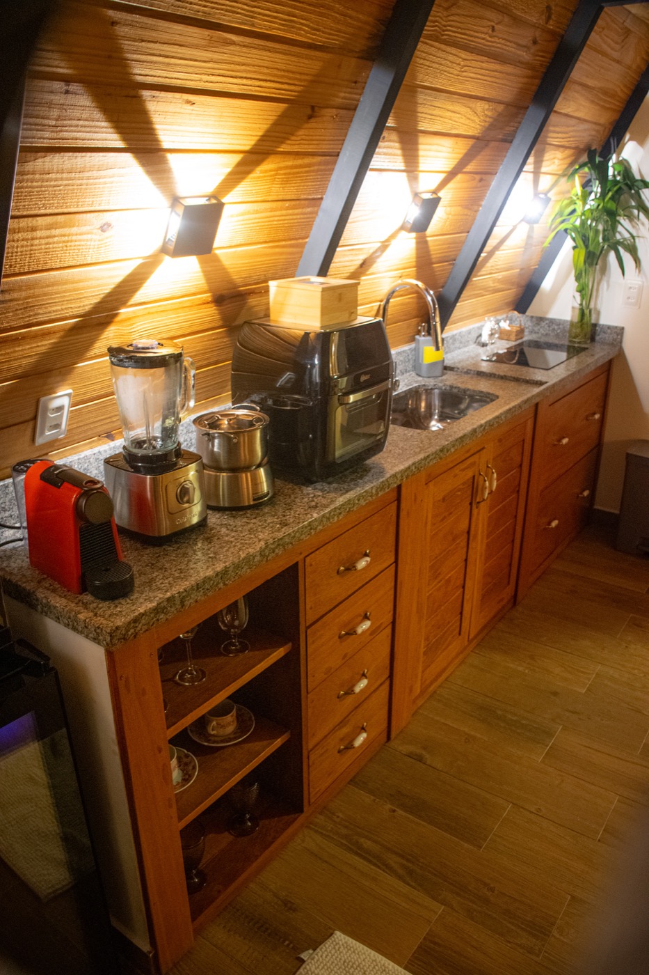 Mini-cozinha equipada